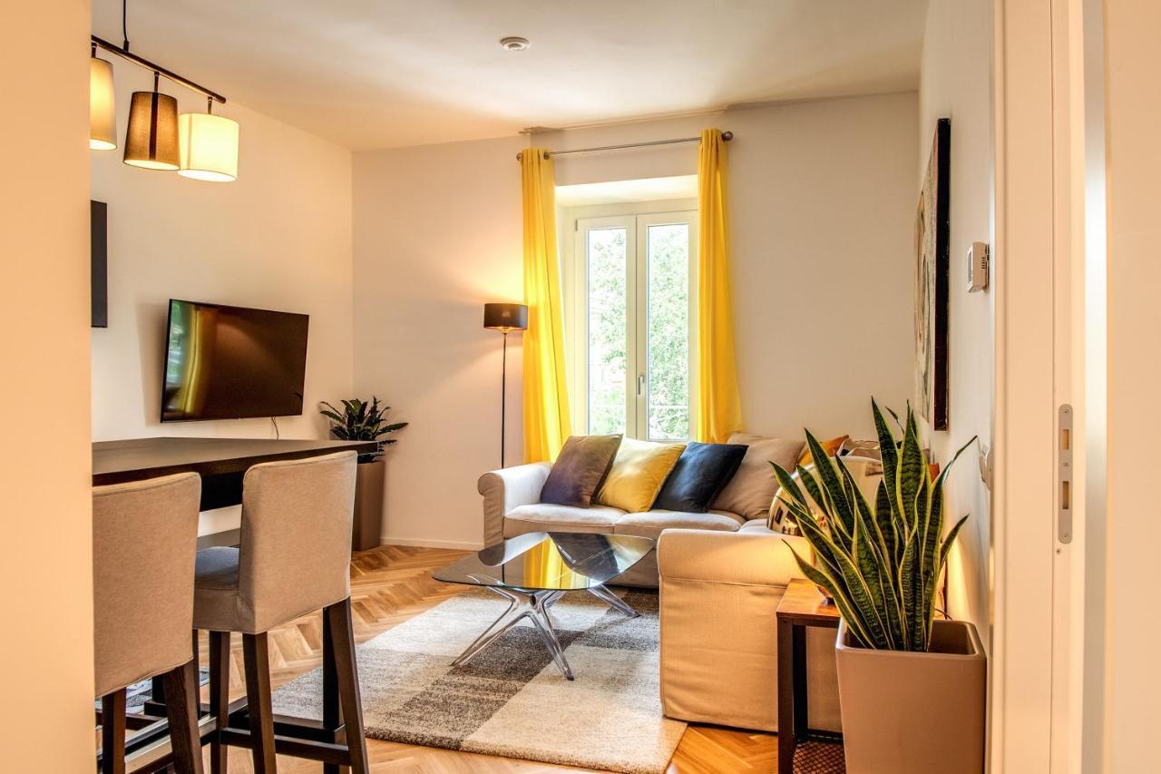 רומא Giulio Cesare Charming Suite Great Location מראה חיצוני תמונה