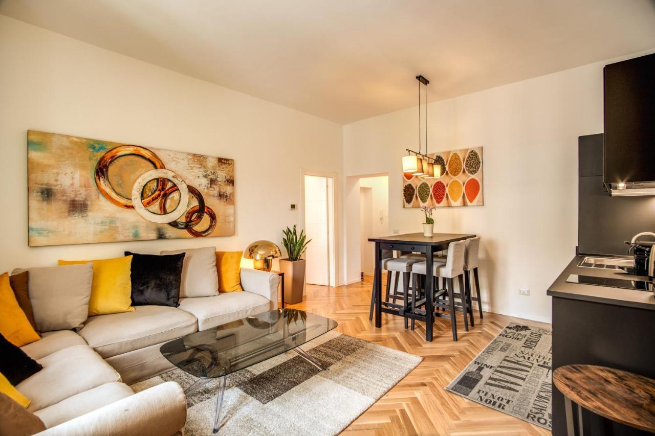 רומא Giulio Cesare Charming Suite Great Location מראה חיצוני תמונה